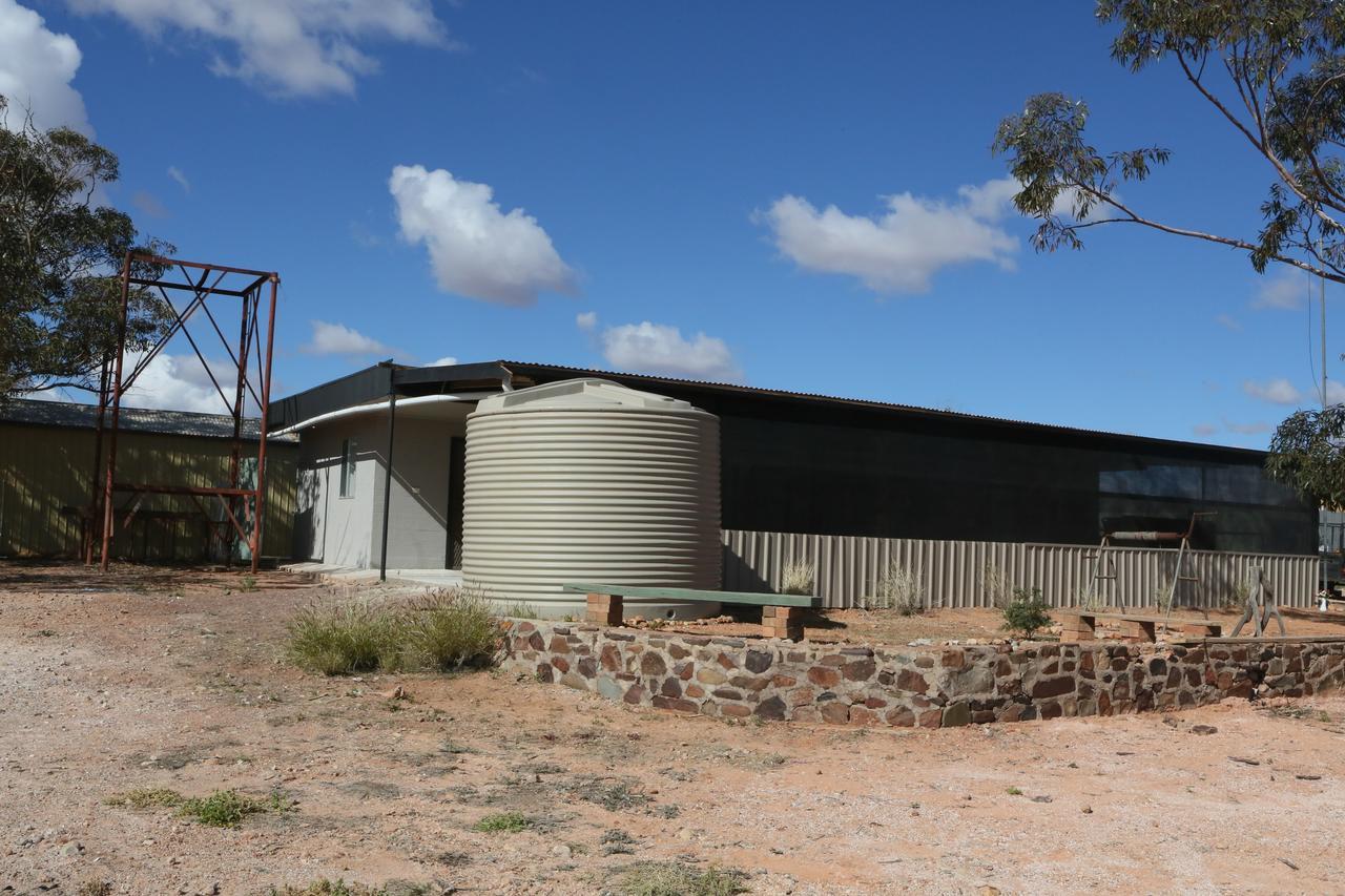 Hotel Breakaway Views 374 Alp St Coober Pedy Exterior foto