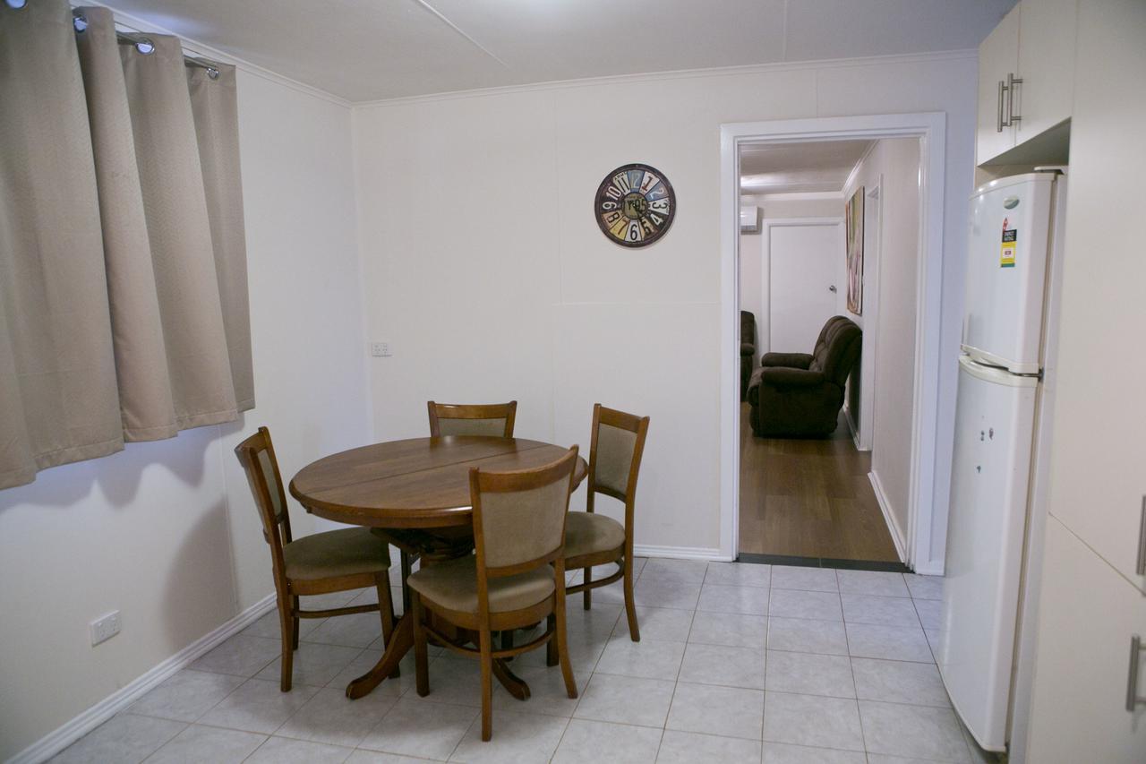 Hotel Breakaway Views 374 Alp St Coober Pedy Exterior foto